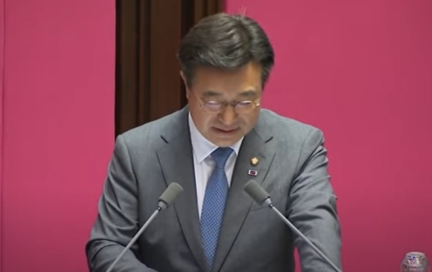 지난 12일 윤호중 의원이 국회에서 대정부질의를 하고 있다./국회방송(NATV) 유튜브 캡처