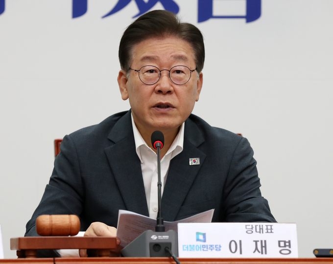 이재명 더불어민주당 대표가 28일 오전 서울 여의도 국회에서 열린 최고위원회의에서 발언하고 있다/사진=뉴시스