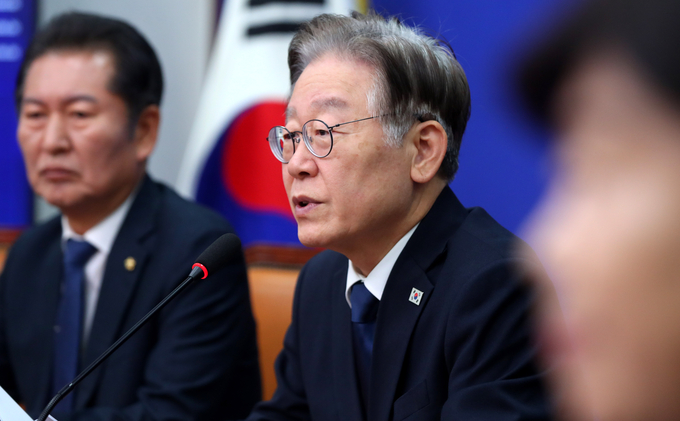 35일만에 당무에 복귀한 이재명 더불어민주당 대표가 지난 23일 서울 여의도 국회에서 열린 최고위원회의에서 발언하고 있다/사진=뉴시스