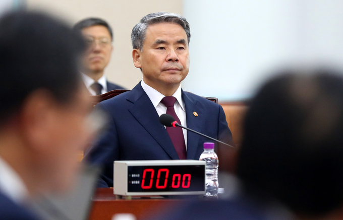 2023년 9월 18일 당시 이종섭 국방부 장관이 서울 여의도 국회에서 열린 국방위원회 전체회의에 출석해 있는 모습/사진=뉴시스