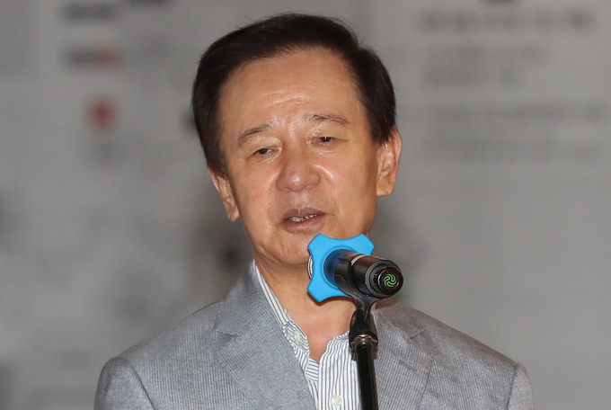 소설가 김홍신 씨. 사진=뉴시스