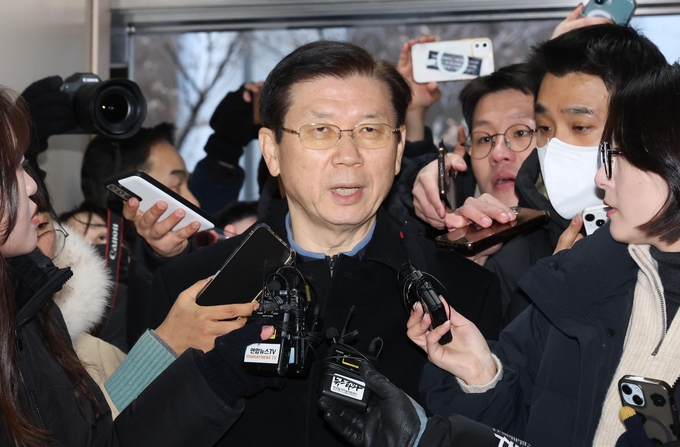윤석열 대통령에 대한 고위공직자범죄수사처의 체포영장 집행을 저지한 박종준 대통령 경호처장이 10일 오전 서울 서대문구 국가수사본부로 출석하고 있다. 사진=뉴시스