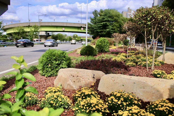 올림픽대로 한남IC 녹지. 사진=서울시 제공.