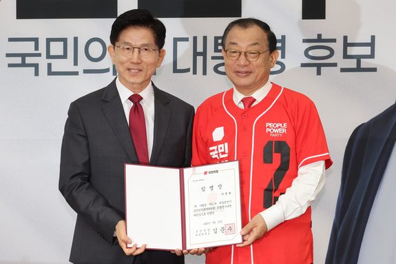 "호남서 김문수에게 30만 달라, 그게 진짜 주인 노릇"… 이정현 호소문