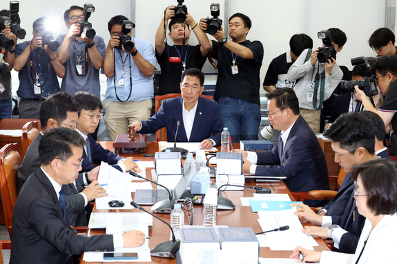 주한 유럽기업인들 "노란봉투법 강행 땐 철수할 수도" 경고