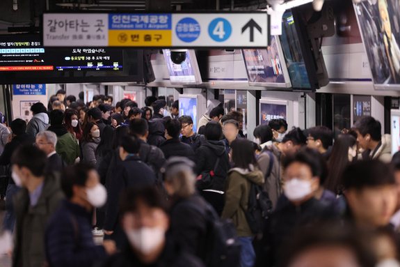 서울시, 홍대입구역·강남역 등 혼잡 환승역 5개 맞춤형 개선