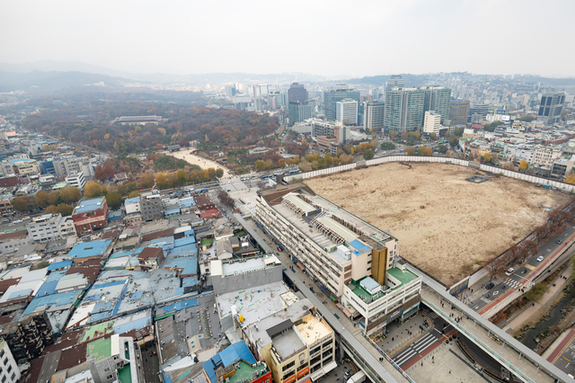 서울시, 세계유산법 시행령 개정안에 "과잉 중복 규제이자 강북 죽이기"