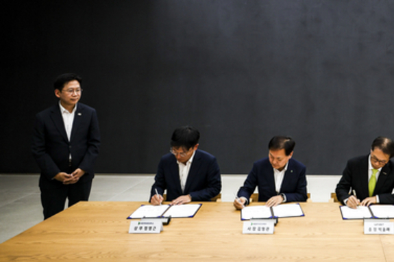 '설계~생산' 하나의 데이터 흐름으로… HD한국조선해양, 조선업 디지털 전환 가속