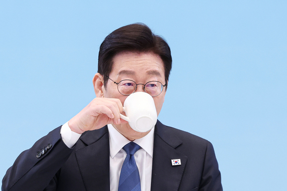 "국정 운영 폭주로 독재국가로 가고 있는 李 정권"… 정교모 성명