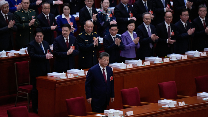 [신동춘 칼럼] 중국 경제는 왜 내리막길을 가고 있는가?